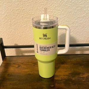 Stanley 40oz Quencher